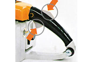 1971: Új motorfűrész biztonsági gázkar és narancssárga a STIHL színe